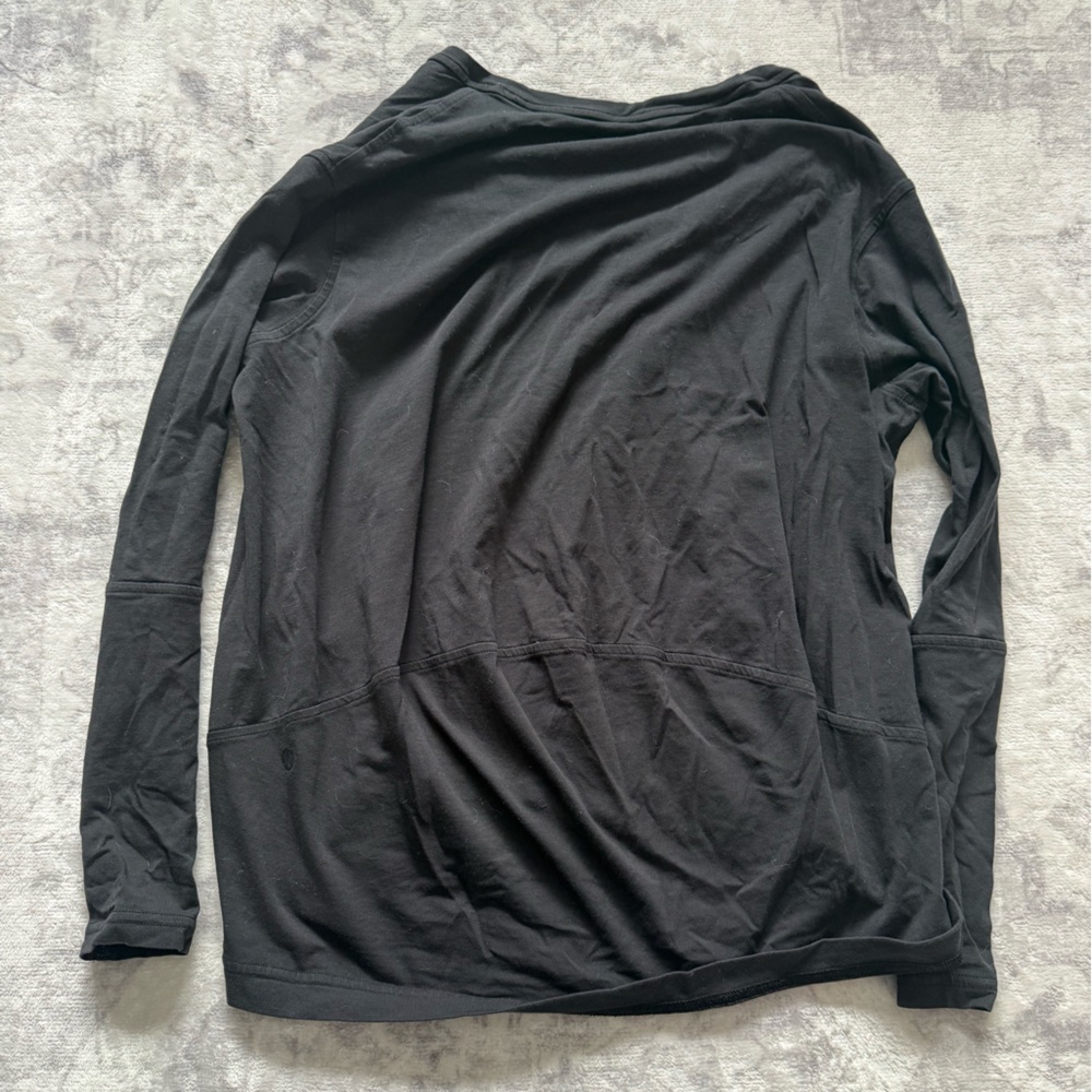 Lululemon Back In Action V-Neck Long-Sleeve Shirt - Picture 3 of 4